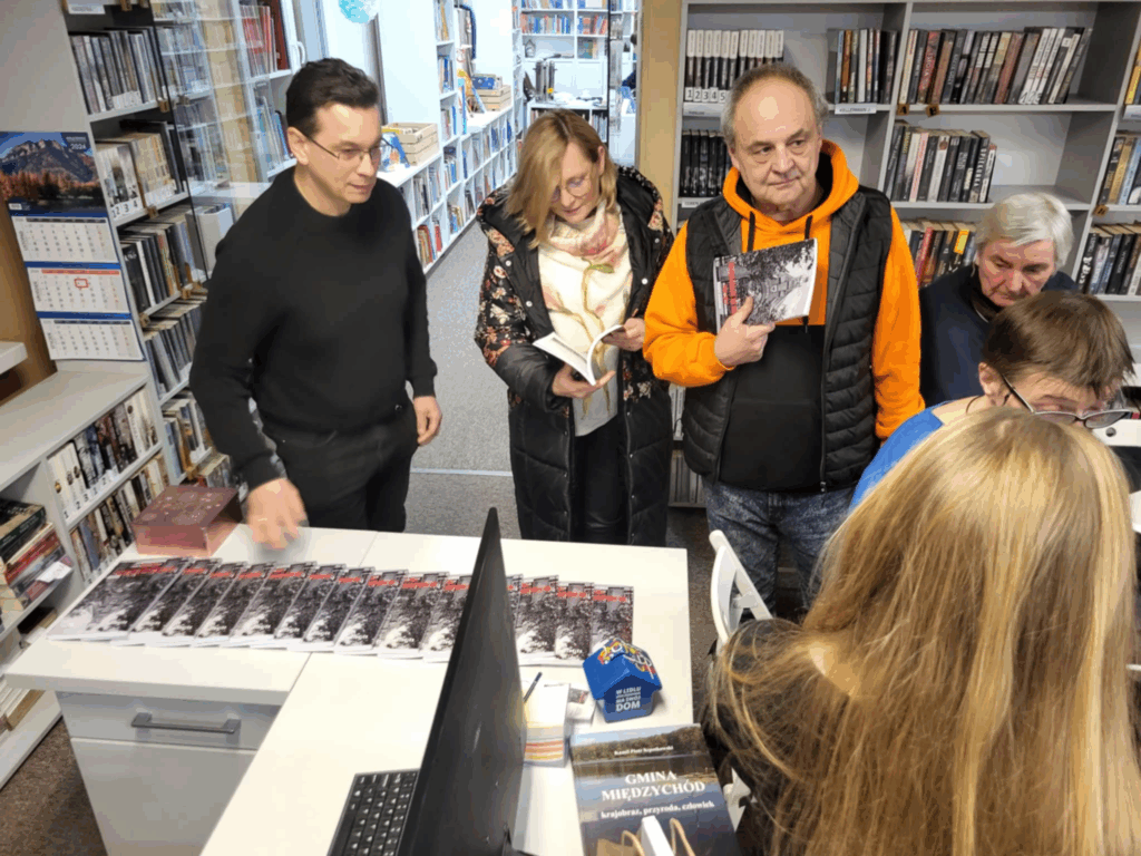 SPOTKANIE W CENTRUM ANIMACJI KULTURY W MIĘDZYCHODZIE.