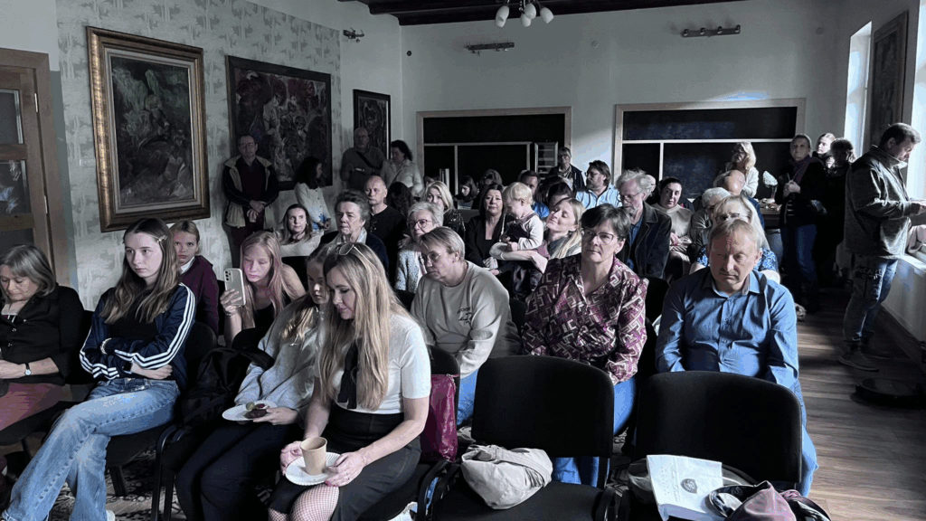 KĘSZYCA LEŚNA-KULTURA NA WYSOKIM C.