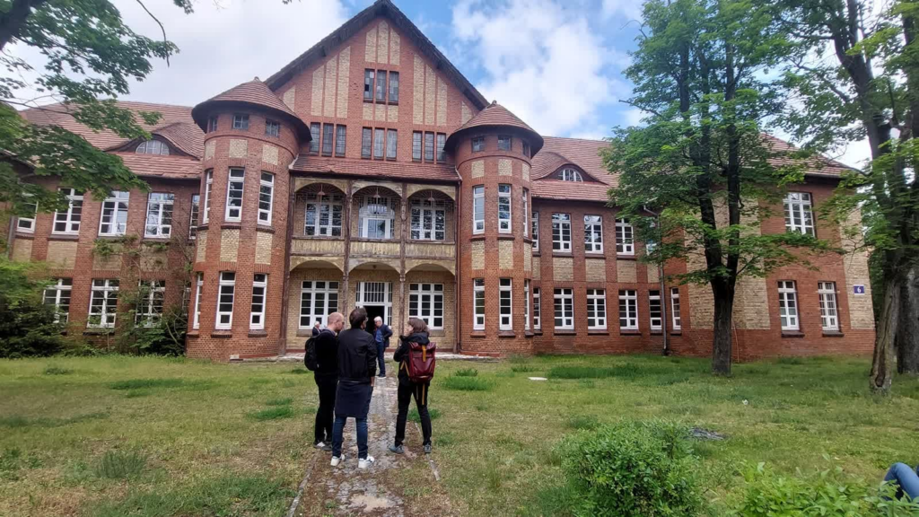 Reportaż w Radio Zachód