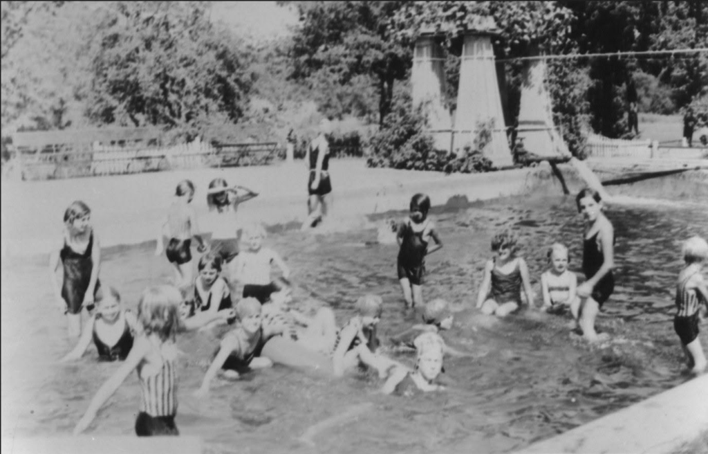 WESOŁE ŚWIĘTA W SANATORIUM DZIECIĘCYM W OBRZYCACH
