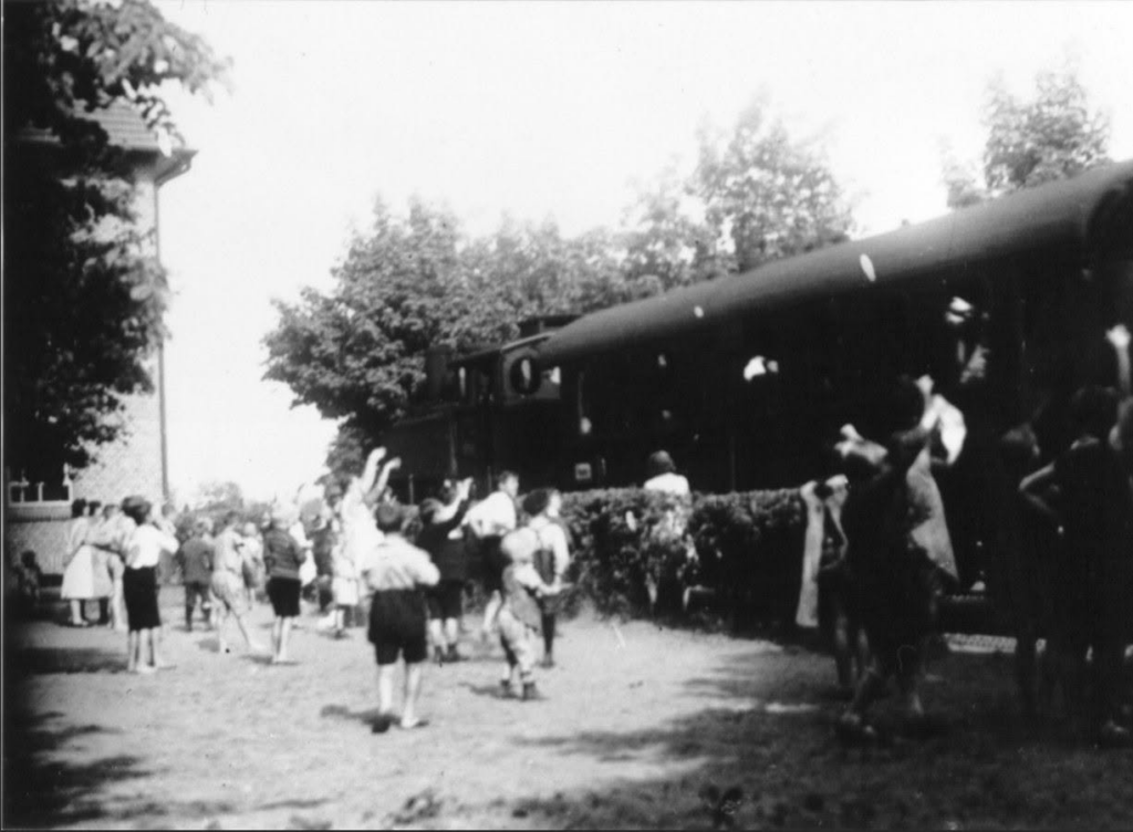 WESOŁE ŚWIĘTA W SANATORIUM DZIECIĘCYM W OBRZYCACH